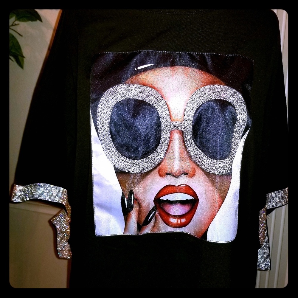 Glamour Girl Tee